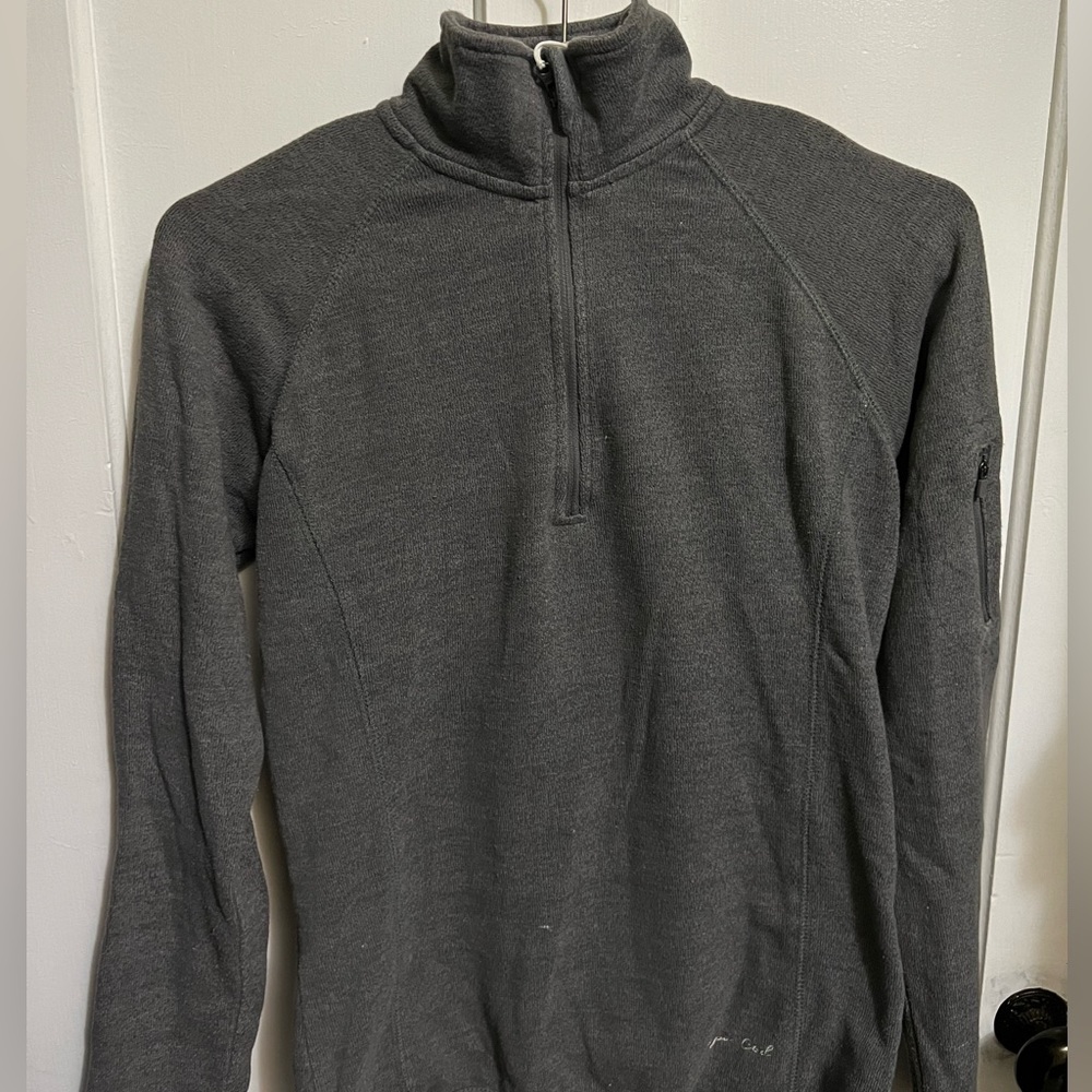 Cuffy’s Cape Cod half-zip sweatshirt 🐳